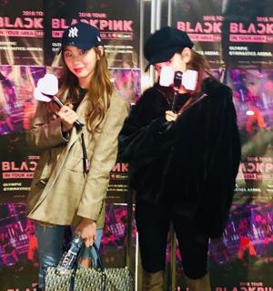 ‘더블랙레이블’ 아이오아이(I.O.I) 출신 전소미, 씨엘씨(CLC) 권은빈과 함께 블랙핑크(BLACKPINK) 콘서트 관람 인증샷 공개