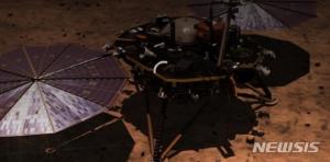 NASA 화성탐사선 인사이트호, 4억8000만㎞ 비행 끝에 화성 안착