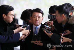 ‘세월호 유족 사찰’ 이재수 前 기무사령관 검찰 소환…“부끄럼없는 임무수행”