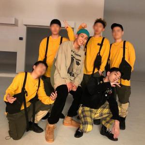 ‘AOMG’ 로꼬(Loco), 그레이(Gray)와 댄서들과 함께…‘스웨그’