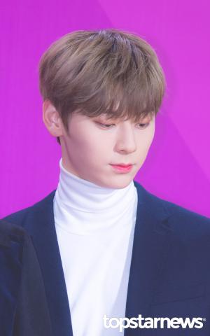 [HD포토] 워너원(Wanna One) 황민현, ‘줌을 부르는 잘생김’ (2018 멜론 뮤직 어워드)