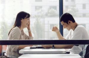 영화 ‘사랑니’ 김정은-이태성, 아련한 첫사랑 이야기 담은 영화…줄거리는? 실검에 등극한 이유는?