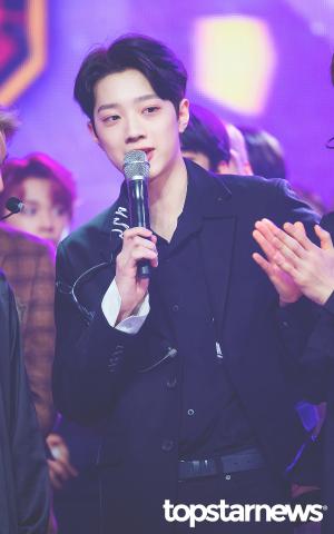 [UHD포토] 워너원(Wanna One) 라이관린, ‘워너블 고마워요’ (쇼챔피언)