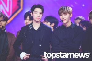 [UHD포토] 워너원(Wanna One) 라이관린-황민현, ‘훈훈함 그 자체’ (쇼챔피언)