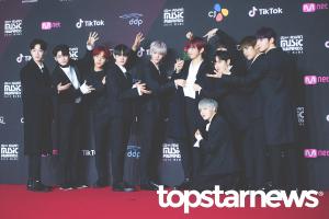 [UHD포토] 워너원(Wanna One), ‘오늘 강다니엘 생일이에요!’ (2018 MAMA)