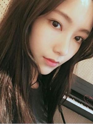 “순정만화 미모”…‘에릭♥’ 나혜미, 감탄 유발 비주얼