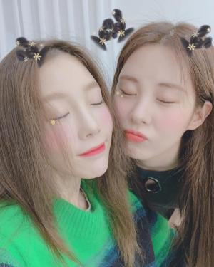 ‘2018 MBC 연기대상’ MC 서현, 태연과 초록초록한 일상 “green sisters”