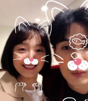 tvN 금요드라마 ‘톱스타 유백이’ 전소민, 김지석과 사랑스러움 가득한 투샷…‘촬영지는?’