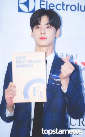 [HD포토] 아스트로(ASTRO) 차은우, ‘잘생김이란 이런 것’ (퍼스트브랜드 대상)