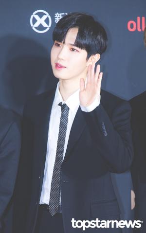 [HD포토] 워너원(Wanna One) 김재환, ‘워너블 안녕~’ (2018KPMA한국대중음악시상식)