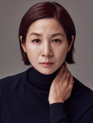 [공식입장] 김호정, 영화 ‘비스트’ 오마담 역으로 출연 확정…이성민-유재명 등과 호흡