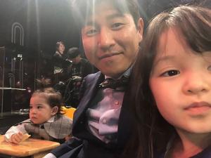 ‘슈돌’ 박주호, 2018 KBS 연예대상 속 나은이&건후와 함께 “사랑해주셔서 감사”