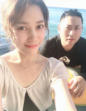 ‘공복자들’ 미쓰라진♥부인 권다현, 바다 데이트 현장 포착