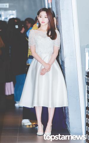 [HD포토] 구구단(gugudan) 강미나(미나), ‘새하얀 드레스 입고서’ (2018MBC연예대상)