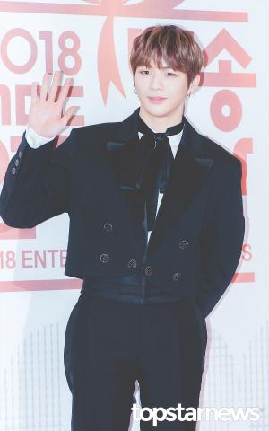 [HD포토] 워너원(Wanna One) 강다니엘, ‘빠져드는 미소’ (2018MBC연예대상)