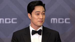 [HD영상] ‘MBC 연기대상-내 뒤에 테리우스’ 소지섭, 비주얼 대상감(181230)