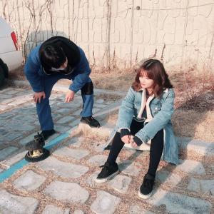 ‘일단 뜨겁게 청소하라’ 김유정-송재림, 결방 아쉬움 달랠 유쾌한 현장 공개