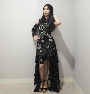 ‘알함브라 궁전의 추억’ 박신혜 동생 이레, 청순한 드레스 자태…‘색다른 모습’