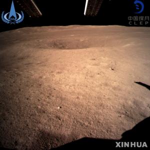 美 항공우주국(NASA) 국장, 중국 달의 뒷면 착륙에 축하…“인류 최초이자 감격적인 성공”