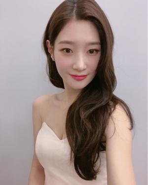 정채연, 백조처럼 우아한 미모 눈길…‘드레챙’