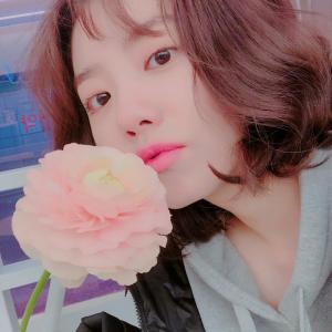 ‘최고의 치킨’ 김소혜, 꽃보다 아름다운 셀카 공개...“예쁘다아”