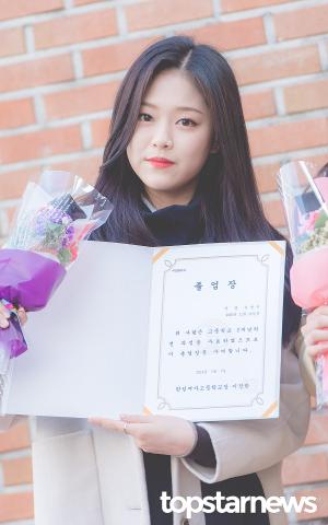 [HD포토] 이달의 소녀(LOONA) 현진, ‘고혹적인 눈빛’ (졸업식)