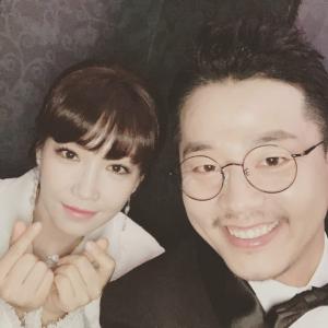 ‘서울메이트2’ 김준호, 이유리와 다정한 셀카…‘머리크기 2.5배’