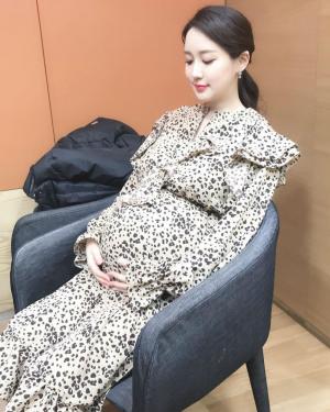 ‘최현상♥’ 이현승, 임신 38주차 맞아 근황 전해…“여전히 빛나는 여신 미모”