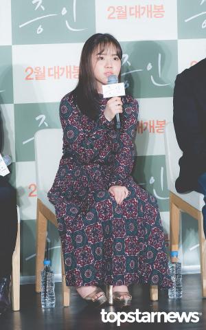 [HD포토] 김향기, ‘기자의 질문에 답하고 있는 향기’ (증인)