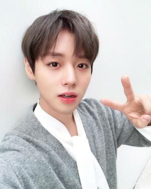 워너원(Wanna One) 박지훈, 인스타그램 개설해 눈길…“숫자 ‘0529’는 라이브 시간?”