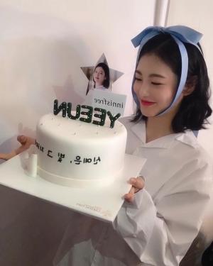 ‘에이틴’ 도하나 신예은, 공주님의 생일파티…‘태어나줘서 고마워♥’