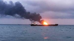 선박 화재, 케르치해협서 발생…“최소 11명 사망”
