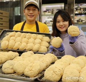 부산 아슬란 카페 ‘인절미빵’, 얼마나 맛있길래? 단팥-생크림 포인트 ‘쫄깃한 식감까지’ 위치는?