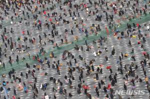 화천산천어축제 폐막, 역대 최다 인파 기록…누적 방문객 175만명 기록