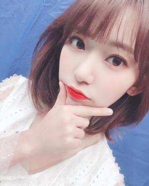 ‘모두의 주방’ 아이즈원(IZ_ONE) 미야와키 사쿠라, 반짝반짝 빛나는 눈빛…“위즈원은 뭘 하고 있을까”