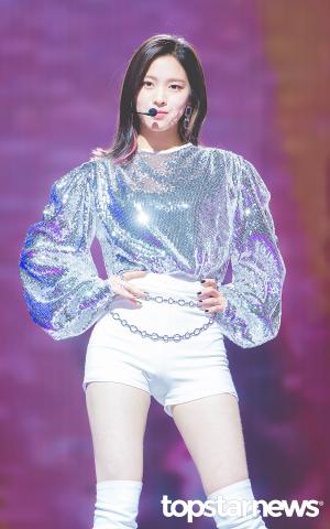 [HD포토] 있지(ITZY) 류진, ‘시선 강탈하는 완벽한 미모’ (달라달라)