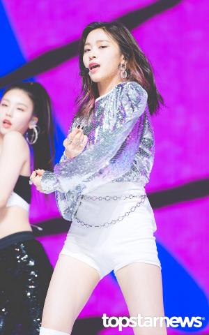 [HD포토] 있지(ITZY) 류진, ‘도발적인 미모’ (달라달라)