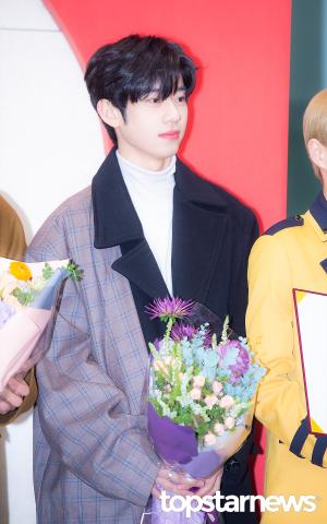 [HD포토] 엠엑스엠(MXM) 김동현, ‘콧대 실화입니까?’ (제 8회 서울공연예술고등학교 졸업식)