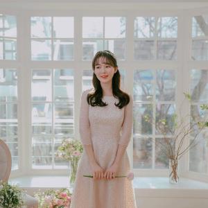 ‘김정훈 소개팅녀’ 김진아, 순백의 드레스 입고 아름다운 미모 과시…‘여신이 따로 없네’