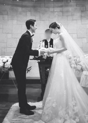 김유미, 남편 정우와 행복했던 결혼식 눈길…‘둘의 나이 차이 및 첫 만남과 결혼 이유는?’
