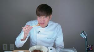 ‘나혜미♥’ 신화 에릭, 짜파게티 간짜장으로 재탄생 시키는 ‘황금 짜장라면 레시피’ 공개