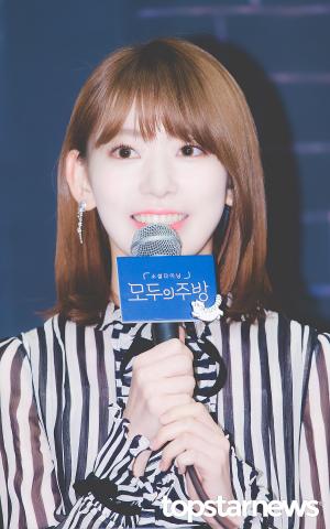 [HD포토] 아이즈원(IZONE) 미야와키 사쿠라(みやわきさくら/宮脇咲良), ‘요리 이야기에 반짝이는 눈동자’ (모두의 주방)