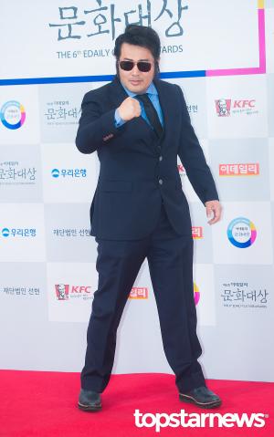 [HD포토] 김보성, ‘으리으리한 포토타임’ (이데일리 문화대상)