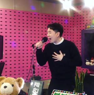 ‘붐붐파워’, 월요일도 활기차게…DJ 붐, “그룹 노래 립싱크 어렵지 않아요”