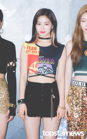 [HD포토] 있지(ITZY) 류진, ‘눈빛에 가득한 자신감’ (엠카운트다운)