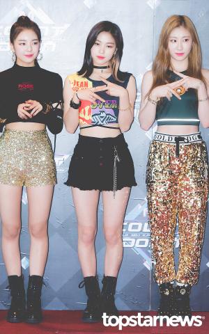 [HD포토] 있지(ITZY) 류진, ‘도도한 포즈’ (엠카운트다운)