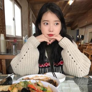 ‘호텔 델루나’ 아이유(IU), SNS서 전한 근황 살펴보니…“얼른 공연하고 싶다♥”