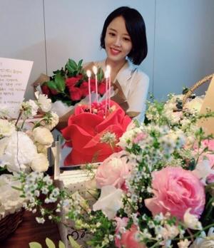 ‘문제적 보스’ 정준호 아내 이하정, 생일 맞이해 “꽃 선물 너무 좋아요”
