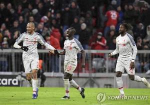 [UEFA 챔피언스리그] ‘반 다이크 결승골’ 리버풀, 뮌헨 3-1로 제압…8강 대진 결과는?