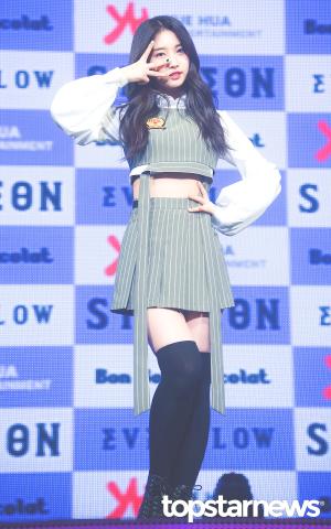 [HD포토] 에버글로우(EVERGLOW) 시현, ‘프로美 가득한 포토타임’ (봉봉쇼콜라)